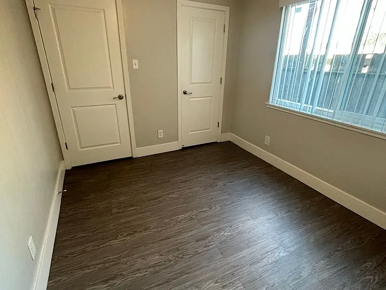 Sutter Crossing Apartments — Photo 9