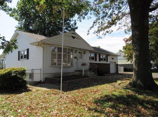 3746 Donegal Ln, Brookhaven, PA 19015