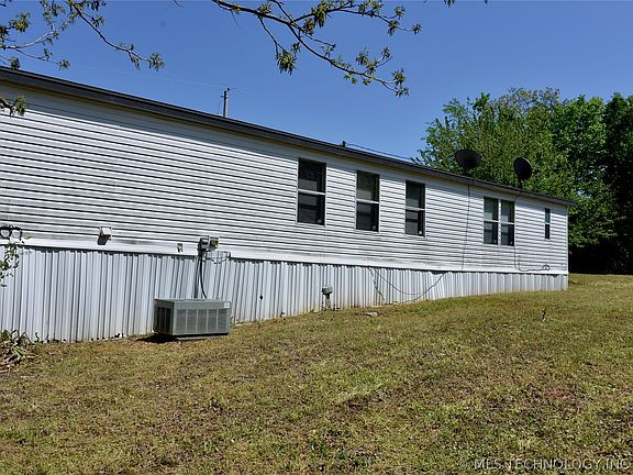4th image of 23263 Flax Ave