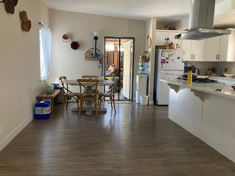1014 W Avenue H4 — Photo 8