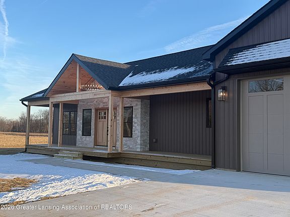 4th image of 5895 Plains Rd