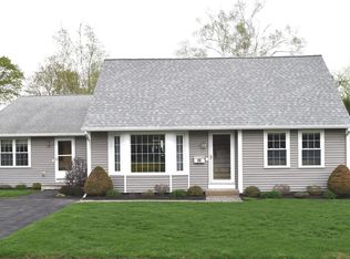 25 Sheldon Ave, Easthampton, MA 01027