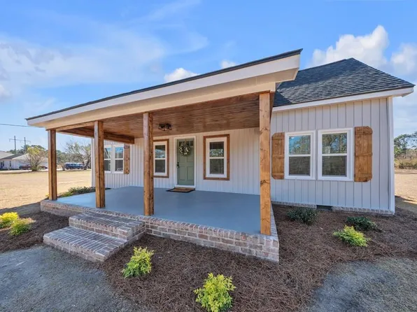 6055 Skipper Bridge Rd, Hahira, GA 31632