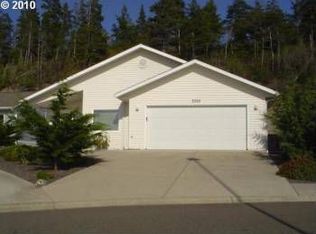 3300 Redwood Loop, Florence, OR 97439