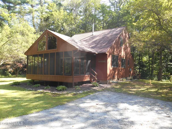 98 Dawn Dr, Becket, MA 01223
