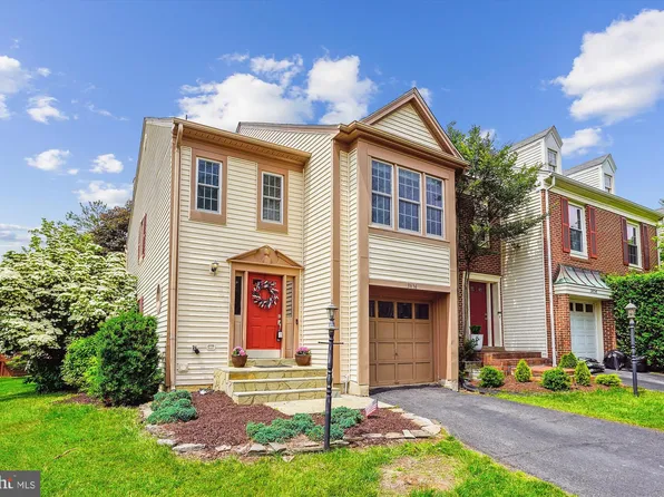 3856 Waythorn Pl, Fairfax, VA 22033