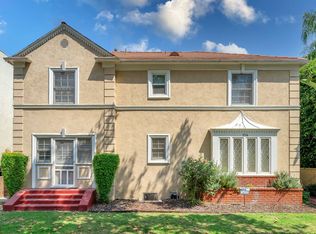 124 S Canon Dr #B, Beverly Hills, CA 90212