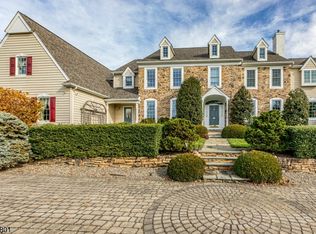 42 Wilson Rd, Lambertville, NJ 08530