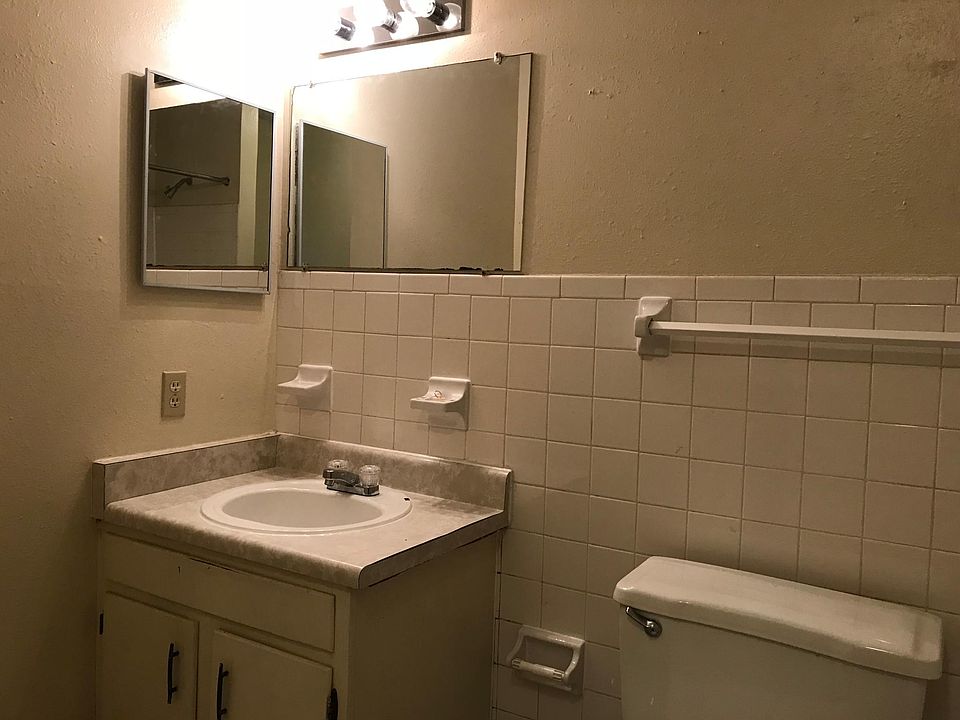 2nd image of 2325 W Pensacola St APT 123