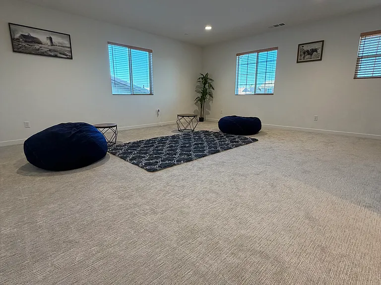 15544 Kings Peak Dr — Photo 29