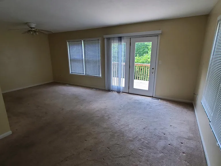 5330 Godas Cir — Photo 6