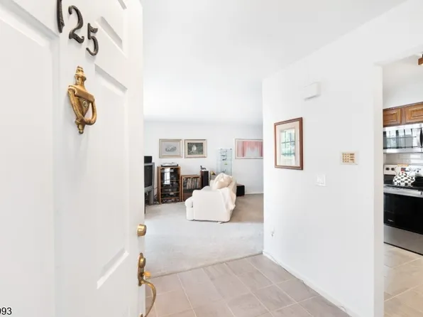 125 Smith Field Ct Ondo, Bernards Twp., NJ 07920