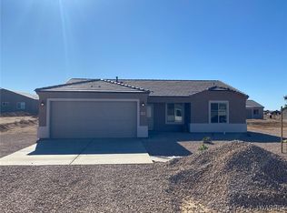 7450 E Curvo Dr, Kingman, AZ 86401