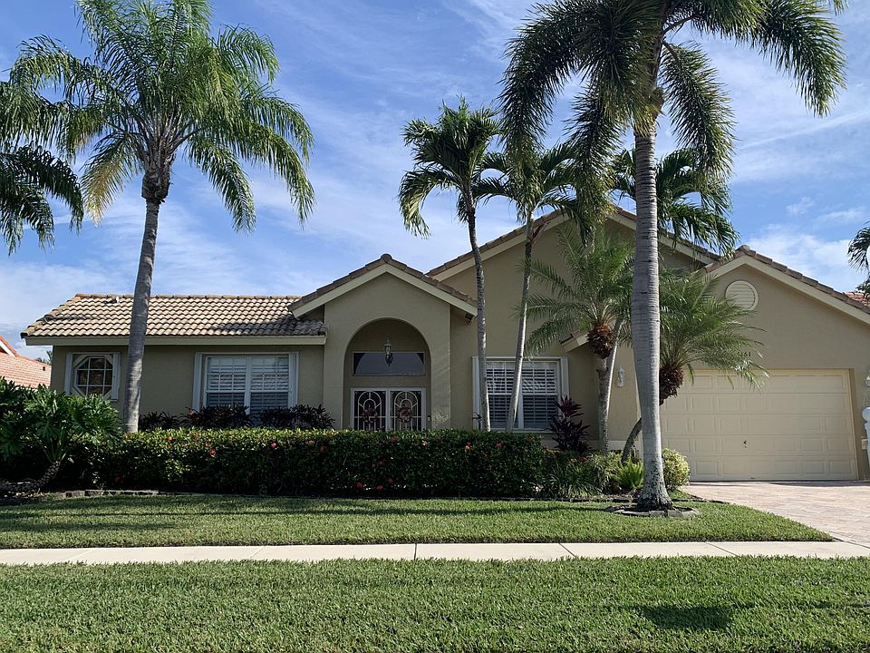 1st image of 6161 Golf Villas Dr