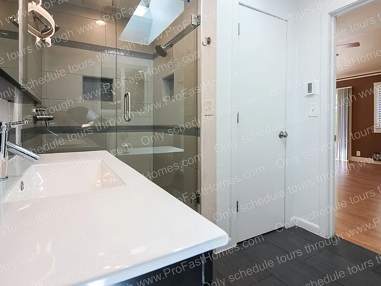 7840 SW West Slope Dr — Photo 25
