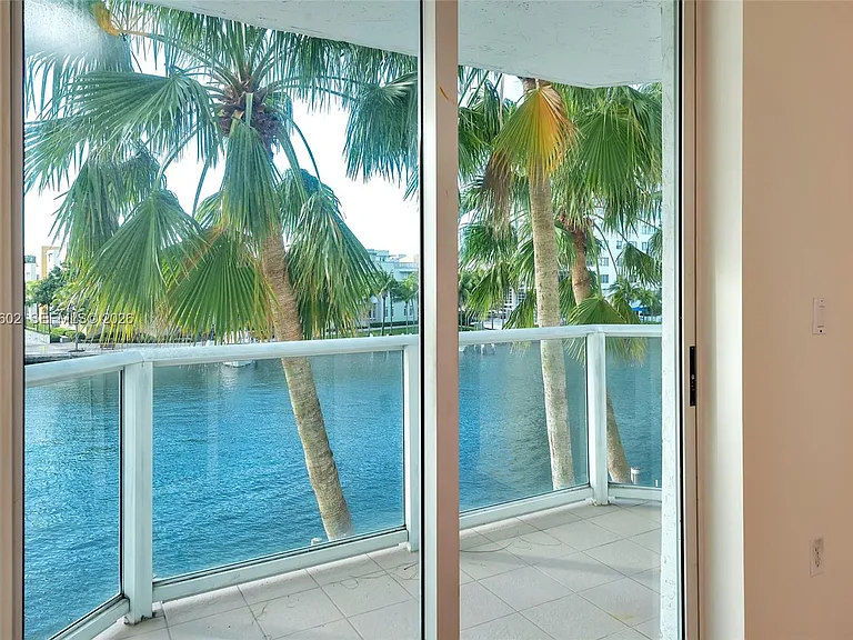5900 Collins Ave #408 — Photo 24
