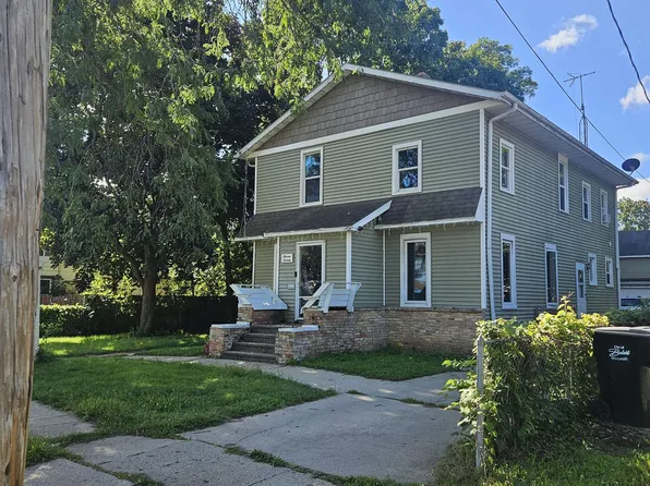 1116 W Jackson St, Beloit, WI 53511