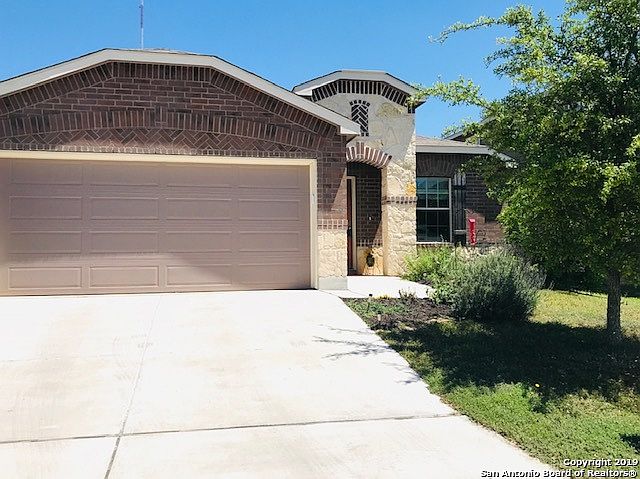1st image of 8914 Oakwood Park