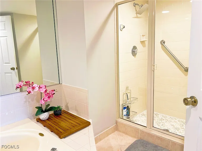 340 Horse Creek Dr S #304 — Photo 14