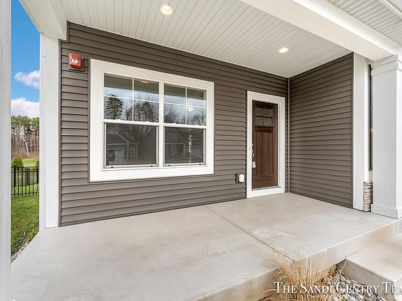 4th image of 14731 Arcadia Woods Dr