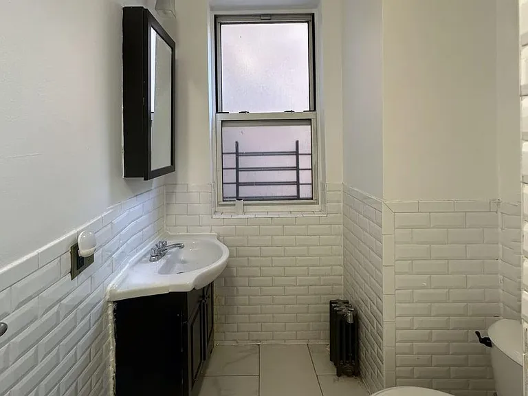 208 W 260th St #1 — Photo 3