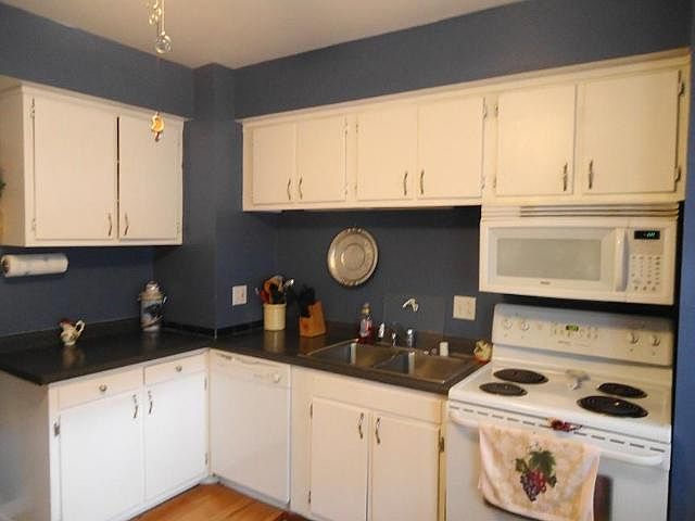 1st image of 3107 S 122nd St APT 11