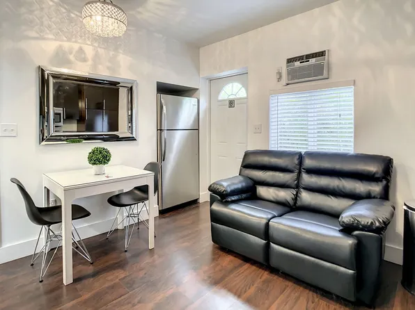 (undisclosed Address), Miami, FL 33133