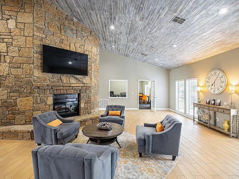 Rosehill Pointe — Photo 10