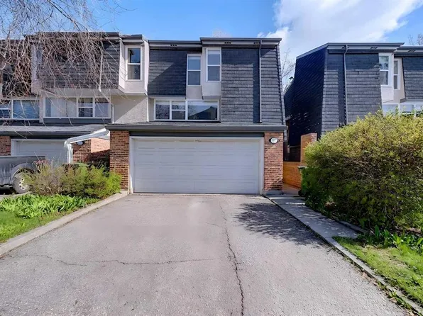 414 W Brae Glen Cres SW, Calgary, AB T2W 1B6