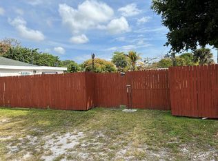 1192 Kent St #B, West Palm Beach, FL 33415