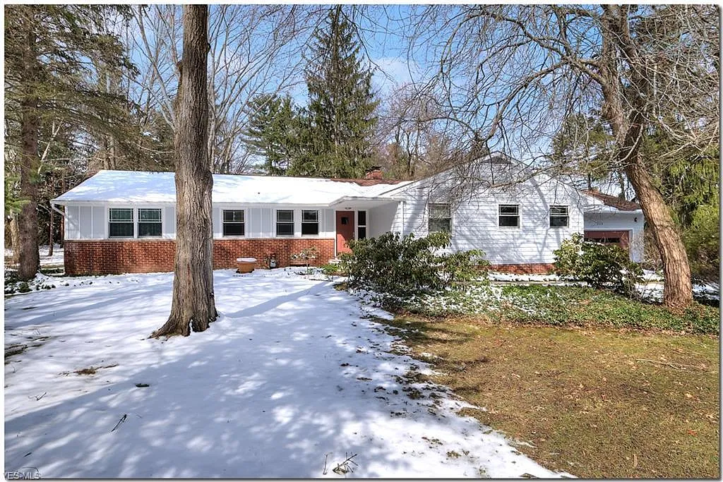 215 Murwood Dr photo 1