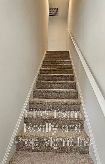 382 W Moore Ave #A — Photo 10