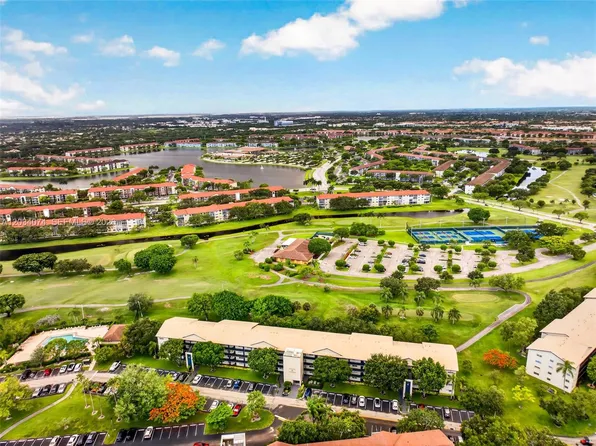 700 SW 128th Ave APT 306C, Pembroke Pines, FL 33027
