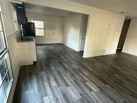 5th image of 1550 Danube Dr