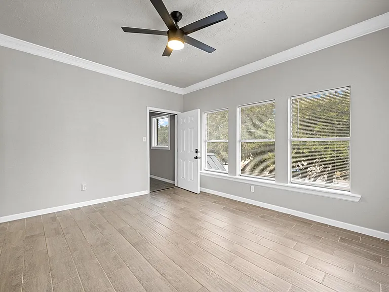 1119 Waugh Dr #4 — Photo 17