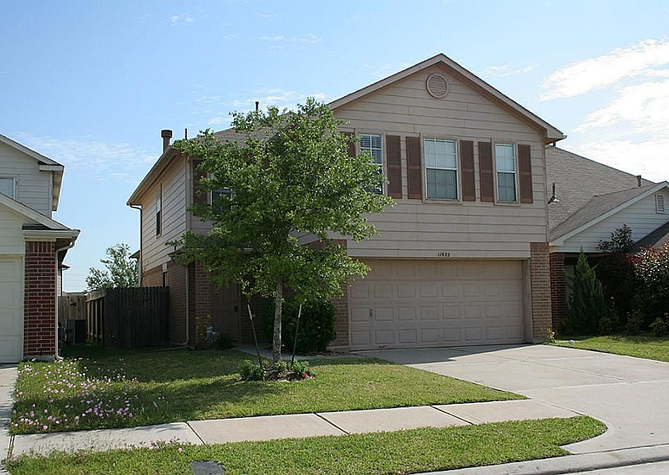 1st image of 11922 Rolling Stream Dr