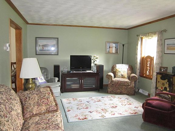 long road liv room