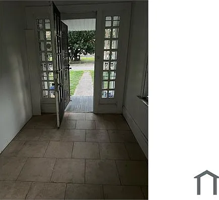 7 bed, 3300 sqft, $2,900 — Photo 4