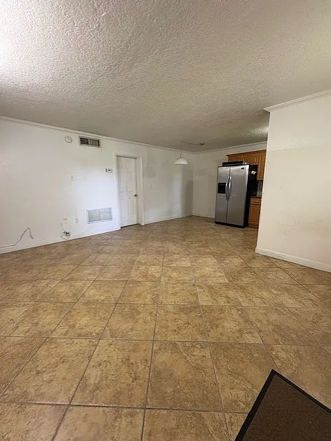 SW 67th Ave, Miami — Photo 1