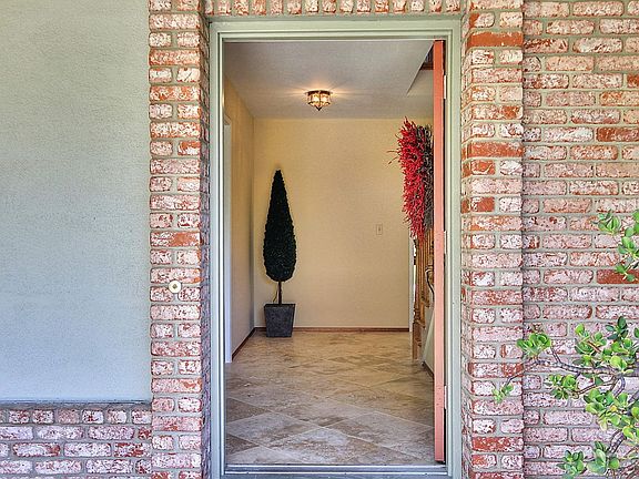 5th image of 12229 Goleta Ave