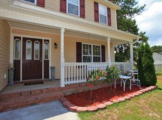 102 Daleview Ct, Richlands, NC 28574