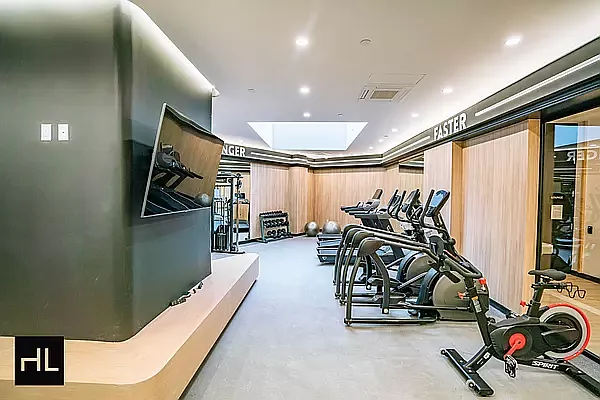 Rented by Highline Residential | media 22