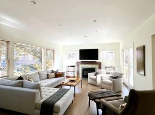 4 Emlin Pl, Kentfield, CA 94904