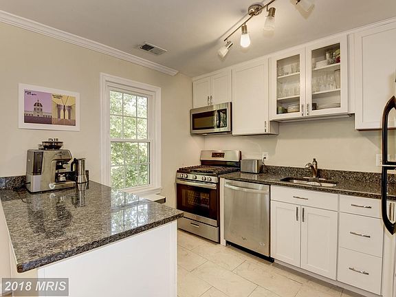 4th image of 1509 Belle View Blvd APT C1