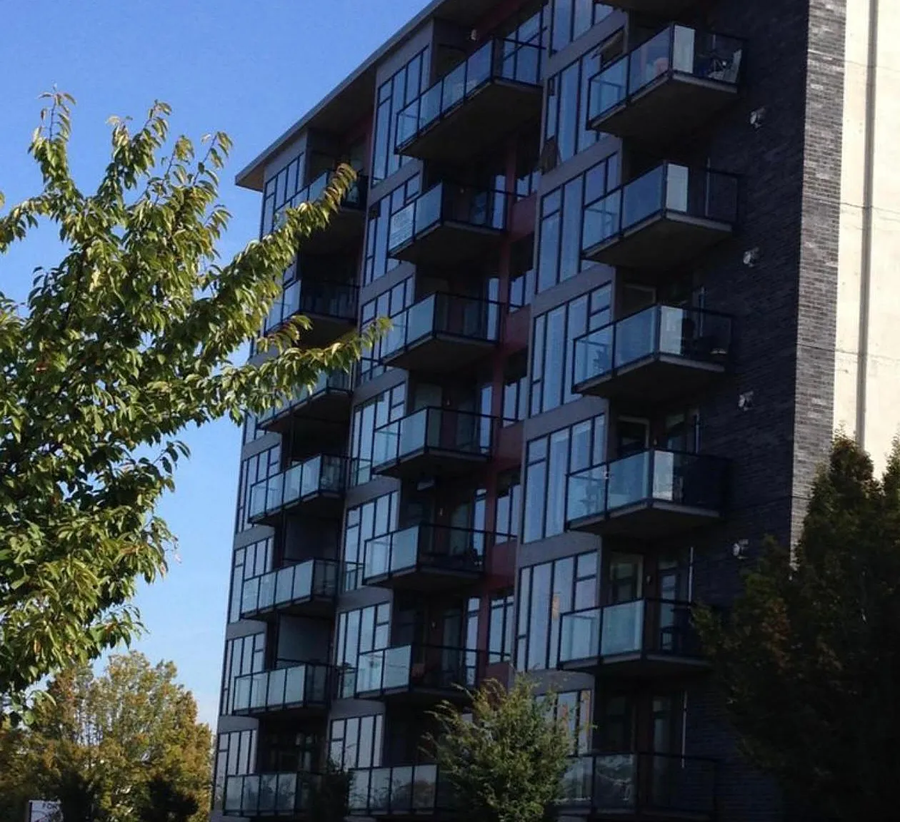 1 bed, 967 sqft, $2,600 — Photo 1