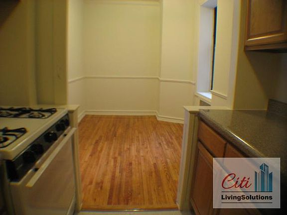 4th image of 3543 84th St APT 221