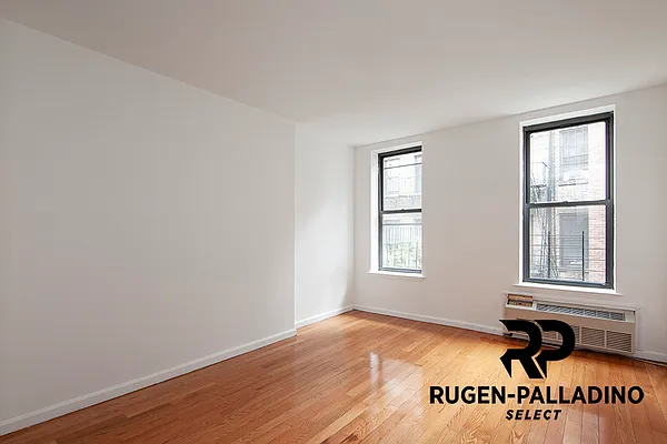 Rented by R New York | media 3