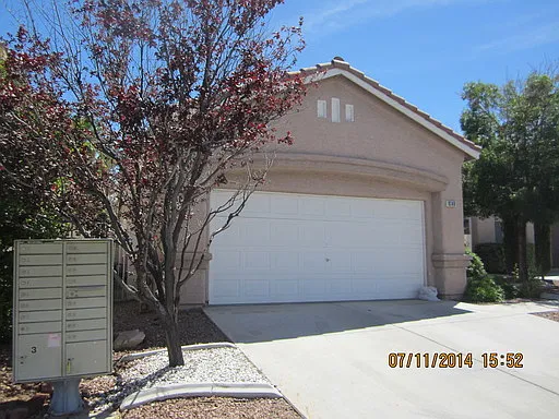 Single Story Summerlin Beauty — Photo 2