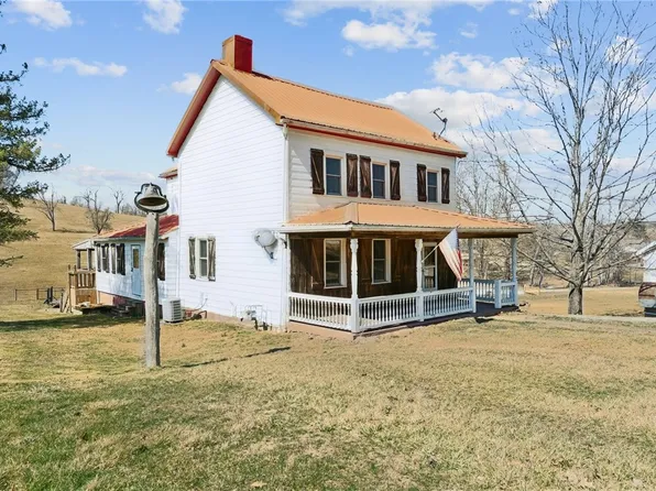 3323 State Route 2011, Scenery Hill, PA 15360