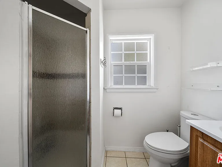 1238 S Beverly Glen Blvd #9 — Photo 11